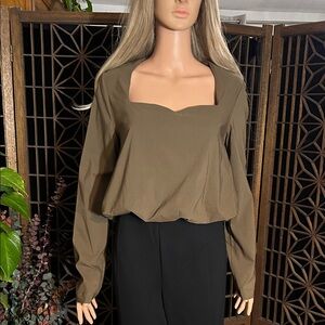 NWOT ZARA CROPPED GATHERED TOP M